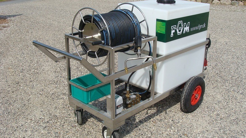High pressure sprayer with 15L or 30L