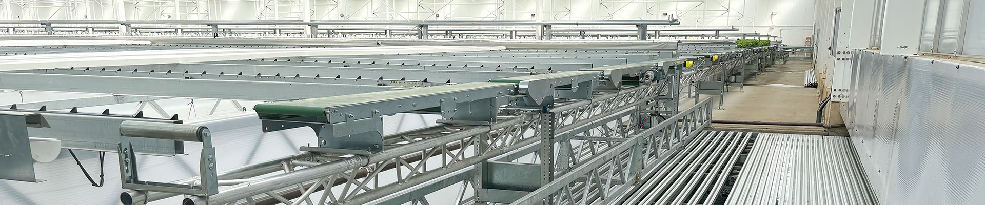Return line for moving gutter systems